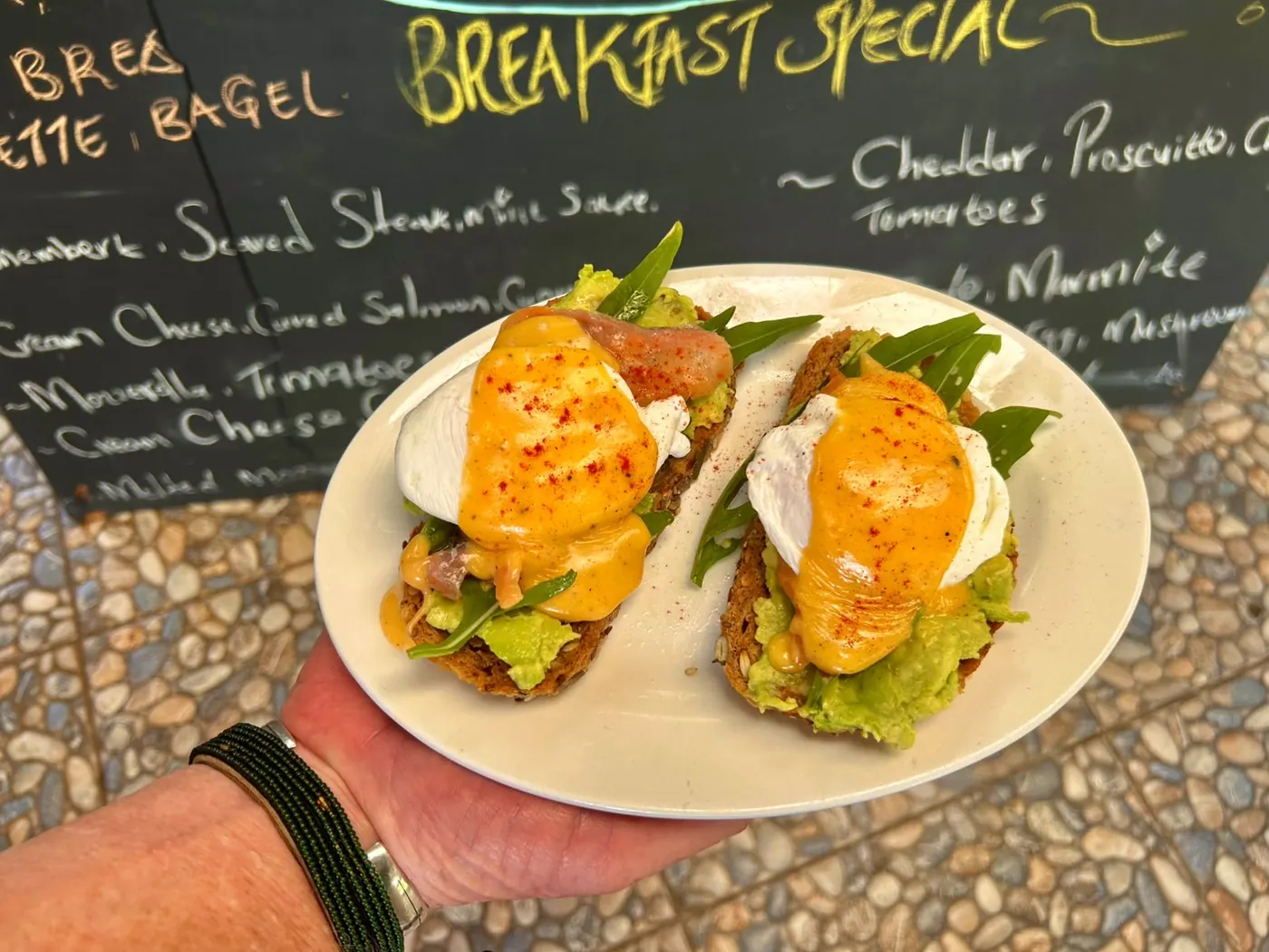 Freshly prepared food served on a plate